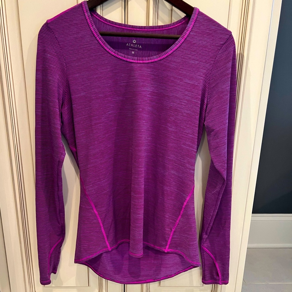 Athleta long sleeve shirt